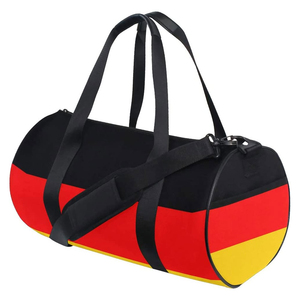 Sac de sport unisexe, nouveau design, en polyester, sac de voyage, logo personnalisé, style tendance pour femmes et hommes, imperméable et isolé - Product Image 1