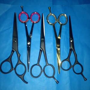 Ciseaux de coiffure professionnels en acier inoxydable, très vendus, pour la coupe et le coiffage, à lame rasoir, pour effiler, couleur or, pour droitiers - Product Image 6