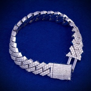 สร้อยข้อมือ Pahal Jewels Ice Cuban Link ประดับโมอิสซาไนต์ เงินแท้ 925 ชุบโรเดียม พร้อมใบรับรอง สำหรับเป็นของขวัญในงานแต่งงานหรืองานเลี้ยง - Product Image 6