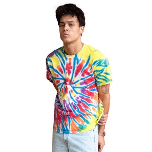 T-shirt tie-dye pour homme, design personnalisé, logo sur le devant, motif uni, manches courtes, 100% coton, épaules tombantes. - Product Image 2