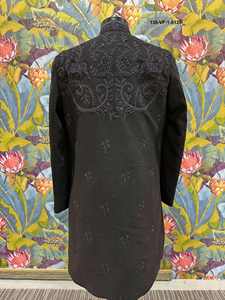 Sherwani pour homme Midnight Vinework en tissu texturé de qualité supérieure, orné de perles noires, col montant, idéal pour les fêtes de Diwali, infroissable - Product Image 6