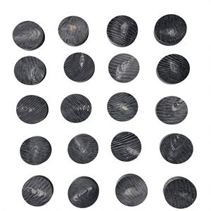 Boutons décoratifs faits à la main, personnalisés, écologiques, en corne de buffle naturelle, couleur noir jais, origine Uttar Pradesh - Product Image 2