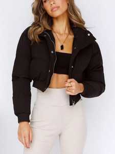 Chaquetas Acolchadas de Invierno para Mujer, Color Personalizado, 100% Poliéster, Estilo Corto, Color Negro con Decoración de Logotipo - Product Image 2