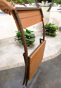 Silla Plegable Moderna para Jardín con Listones de PS y Estructura de Acero, Diseño Plegable de Estilo Contemporáneo para Uso en Patio - Product Image 4
