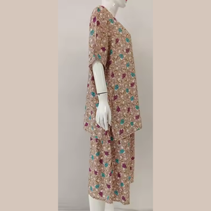 Conjunto de Pijama Casual de Verano para Mujer de Alta Calidad, Estampado Floral, Manga Corta, Pantalones Cortos, Material de Rayón, Prenda Suave Teñida - Product Image 2