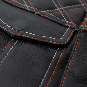 Chaleco de Cuero Acolchado con Diamantes para Motociclistas, Estilo Jack Builder Hunt Club - Product Image 2