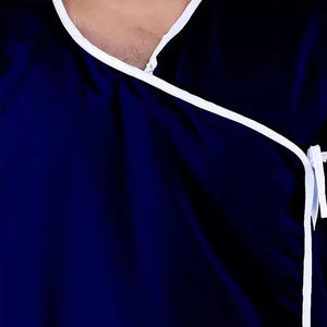 Batas de Paciente Negras Estampadas de la Mejor Calidad para Hombre y Mujer, Batas Médicas Ligeras de Venta Caliente para Venta en Línea, Tela Personalizada - Product Image 3
