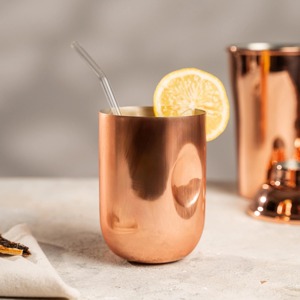 Verre en cuivre pur de 300 ml avec motif en relief pour l'eau potable, le service, le yoga et l'Ayurveda - Product Image 3