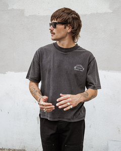 เสื้อยืดผู้ชายคุณภาพสูง ผ้าฝ้าย 100% ซักกรด 220 GSM ทรงโอเวอร์ไซส์ ระบายอากาศได้ดี ราคาถูก ขายส่ง - Product Image 2