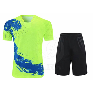 Conjunto de Uniforme de Tenis Personalizado con Logotipo para Hombre, Jersey y Pantalones Cortos de Tenis Sublimados de Secado Rápido y Transpirables, Traje de Entrenamiento Deportivo para Exteriores - Product Image 1
