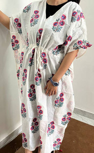 Elegante Vestido Largo Kaftan de Algodón Estampado para Vacaciones en la Playa, Ropa de Resort y Salidas Informales - Product Image 3