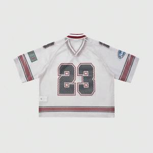 Camiseta de Fútbol Americano Retro con Mangas de Malla a Rayas, Corte Cuadrado, Cuello en V, Impresión de Número, Personalizable para Equipos, Producción OEM - Product Image 3