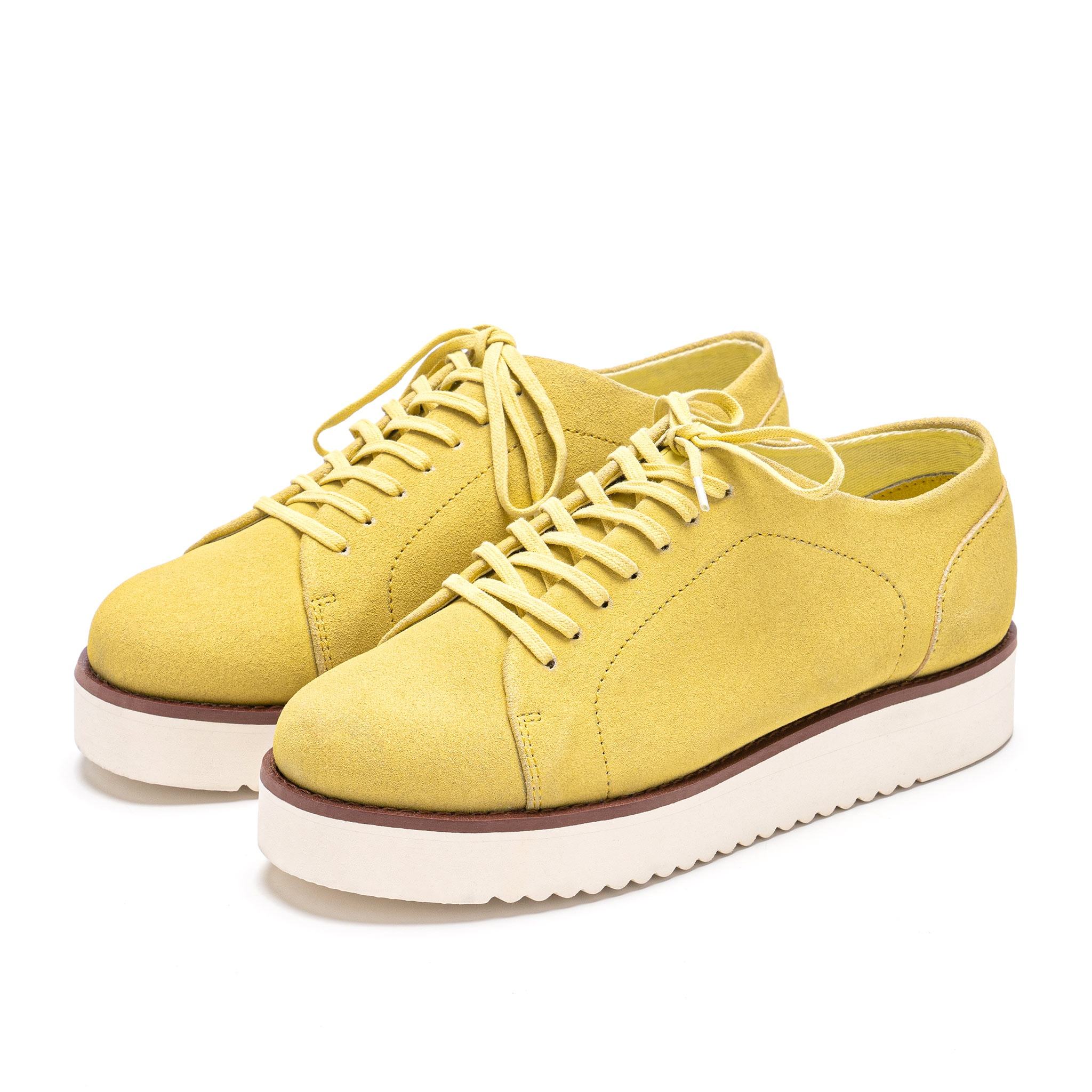 สีเหลือง