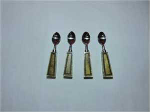 Ensemble de couverts de haute qualité en acier inoxydable avec manches en bois, 16 ou 24 pièces - Product Image 3