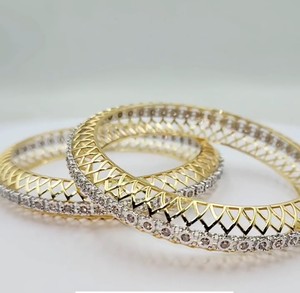 Pulseras y brazaletes de diamantes de moissanita para mujer para fiesta de boda ropa informal étnica y de oficina - Product Image 5