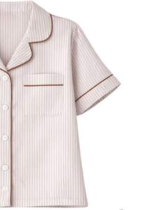 Conjunto de Pijama Personalizado para Mujer en Rayas Beige y Marrón, Manga Corta, Botones, Satén, Dos Piezas, Ropa de Dormir, Pantalones Cortos - Product Image 3