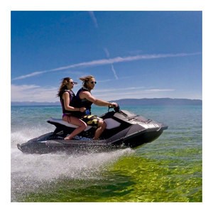 Jet ski professionnel avec une conception de châssis stable et une capacité de vitesse élevée pour une aventure marine sécurisée - Product Image 3