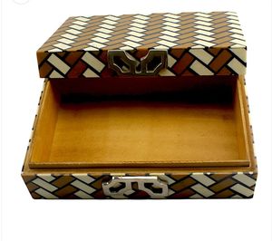 Modern Resin Handcrafted <b>Trinket</b> Jewellery <b>Box</b> Sleek Unique Look Elegant Storage Solution For Precious Items And Jewelry Pieces - Product Image 3