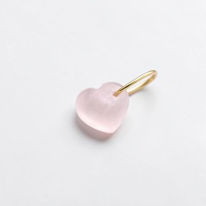 Collar con Colgante de Corazón de Cuarzo Rosa Natural, Chapado en Oro, Cabujón Liso, Joyería Boho Minimalista Hecha a Mano - Product Image 1