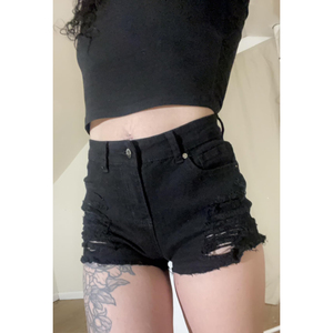 Shorts en jean stretch taille haute avec poches arrière déchirées, ourlet effiloché, délavage clair, pour courbes généreuses, shorts en jean déchirés - Product Image 3