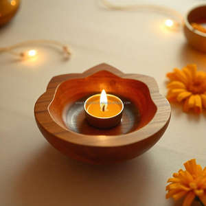 Bougeoir Diya en bois écologique fabriqué à la main pour la décoration Diwali Support de lumière naturelle pour la décoration festive et intérieure - Product Image 1