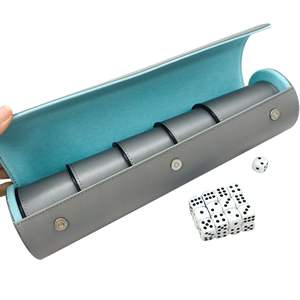 Juego de Vasos para Dados de Cuero PU Clásico Moldeado a Mano, con Forro de Franela, 10 Piezas, Opciones de Color y Logotipo Personalizado, Venta al Por Mayor de Fábrica - Product Image 6