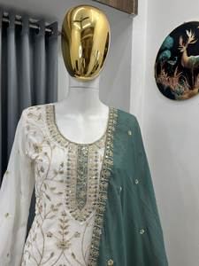 ชุดเสื้อและกางเกงพลัซโซผ้าจอร์เจตต์ปักลายฉลุหนักพิเศษสำหรับเทศกาลวันอีดสำหรับผู้หญิง พร้อมผ้าคลุมไหล่ สำหรับงานปาร์ตี้ แห้งเร็ว - Product Image 2