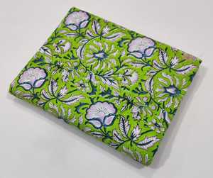 Tissu en coton imprimé au bloc, tissu imprimé à la main de Jaipur, tissu indien fait main pour robes, fournisseur de tissus en coton en gros - Product Image 1