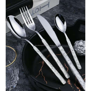 ชุดช้อนส้อมเครื่องเงินชุดเครื่องใช้บนโต๊ะอาหารทำด้วยมือทำจากโลหะอุปกรณ์ตกแต่งโต๊ะเครื่องใช้บนโต๊ะอาหารใหม่ - Product Image 6