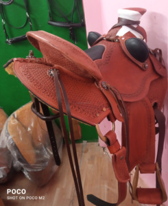 Selles de cheval robustes de haute qualité en cuir selle de cheval Western Roping Ranch Wade selle avec conception personnalisée - Product Image 6