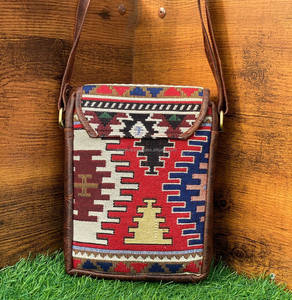 Nuevo hecho a mano Venta caliente Jacquard cuero genuino Sling Bags Multiuso Nuevo Vintage elegante bandolera tarifa barata producto a granel - Product Image 5