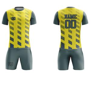 Tenue de football haut de gamme, matière durable, design à séchage rapide, coupe confortable, idéale pour les entraînements et les compétitions d'équipe. - Product Image 1