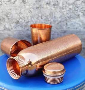 Bouteille d'eau vintage en cuivre martelé écologique avec poignée et couvercle à vis, vaisselle de voyage portable SOFIYA CRAFT - Product Image 6