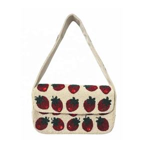 Bolso de Hombro Portátil con Bordado de Fresas Hecho a Mano y Adornado con Cuentas para Mujer, para Llevar Teléfono, Llaves y Accesorios de Maquillaje - Product Image 1