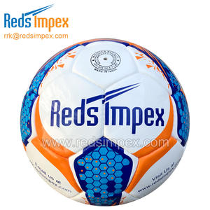 Ballon de football professionnel en PU à 32 panneaux, personnalisable avec votre marque et votre logo, design durable et haute performance pour l'entraînement et les matchs - Product Image 3