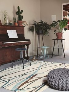 Tapis en laine artisanal bio de forme originale avec motif abstrait en tuiles, tons neutres terreux, cadeau de Noël, Nouvel An - Product Image 2