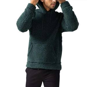 Veste à capuche en nylon légère, imperméable et coupe-vent, sur mesure pour homme, fabriquée par le fabricant, coupe et couture de style trench-coat. - Product Image 1