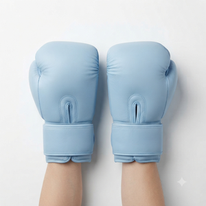 นวมชกมวย PU สีฟ้าอ่อน รองรับข้อมือได้อย่างสบาย เหมาะสำหรับการฝึกซ้อมและการต่อสู้ ใช้ได้ทุกฤดูกาล ทำจากหนังวัวแท้ - Product Image 3