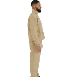 Vêtements de sport en gros : Survêtement de sport personnalisé pour homme, ensemble coupe-vent de gym 2 pièces, tenue de sport et streetwear (hoodie et short) - Product Image 2