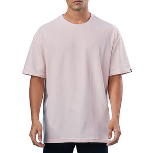 T-shirt oversize élégant pour hommes, matière respirante et légère, coupe ample, style streetwear tendance, tenue décontractée pour l'été - Product Image 1