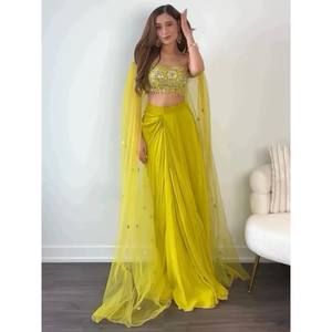 Elegante Lehenga Choli de Seda Chinon con Bordado de Lentejuelas y Top Corto Estilo Lemon - Product Image 1