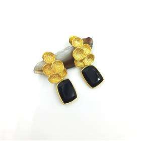 Boucles d'oreilles en onyx noir plaqué or 18 carats, faites à la main, avec un design tendance, vente en gros - Product Image 5