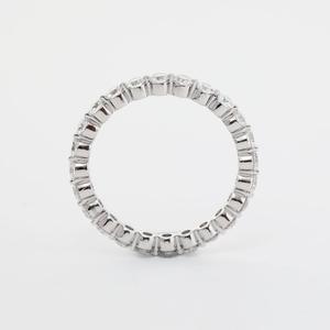 Bague de luxe en or blanc massif 14 carats avec diamants de laboratoire ronds de 2,5 mm, sertis en griffe, pour mariage et anniversaire, vente en gros - Product Image 3