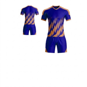 Tenue de sport d'automne très vendue : uniforme de football pour l'entraînement estival, 100 % polyester respirant, technique de découpe automatisée - Product Image 1