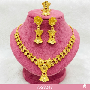 ชุดเครื่องประดับ MOLL JEWELLERS สร้อยคอพร้อมต่างหูและแหวน ชุบทอง 14K ทำจากโลหะผสมสังกะสี ประดับด้วยดอกไม้และเพชรซิร์คอน เหมาะสำหรับผู้หญิงในงานแต่งงาน งานหมั้น หรืองานเลี้ยง ดีไซน์ทันสมัย - Product Image 1