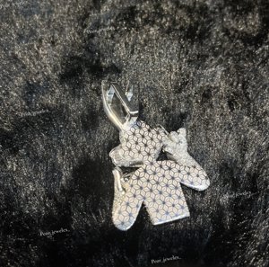Pendentif Lapin Mignon Hip Hop Luxe Entièrement Sertie de Micro-Pavés Moissanite en Argent Émaillé, Personnage de Dessin Animé - Product Image 2