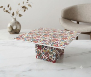 ฐานวางเค้กทรงสี่เหลี่ยมทำจาก MOP/เรซิ่น/MDF ลายเพสลีย์หลากสีสัน ถาดโชว์ขนมตกแต่งทำมือ ล้างด้วยมือเท่านั้น - Product Image 1