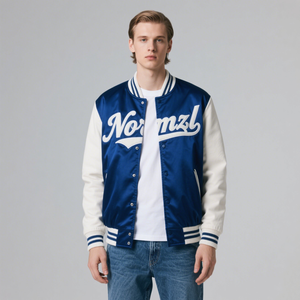 Chaqueta universitaria de chenilla bordada, chaqueta varsity de satén con nombre personalizado, cuello alto, chaqueta bomber varsity de poliéster satinado para invierno - Product Image 5