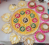 Porte-bougie chauffe-plat en aluminium Art Déco élégant et écologique, fleurs artificielles Rangoli, décoration traditionnelle pour la maison, baptême, Diwali