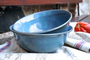 Bol à soupe en céramique haut de gamme, glaçure bleue apaisante, forme profonde arrondie, résistant aux éclats, sans danger pour les aliments, idéal pour les repas confortables à la maison - Product Image 5